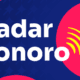 Imagem com fundo azul escuro e elementos rosa. No centro, está escrito "Radar Sonoro" em branco e ao lado da última letra "o" há quatro linhas amarelas curvas, simulando ondas sonoras.