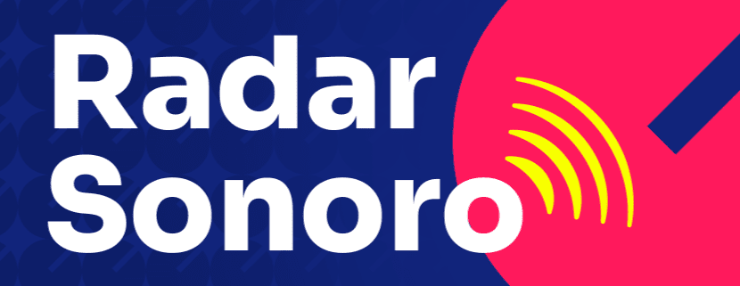 Imagem com fundo azul escuro e elementos rosa. No centro, está escrito "Radar Sonoro" em branco e ao lado da última letra "o" há quatro linhas amarelas curvas, simulando ondas sonoras.
