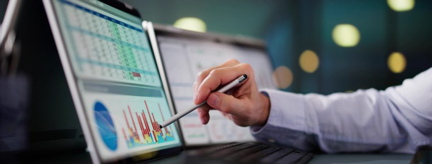 Data Analyst Using b2b Data